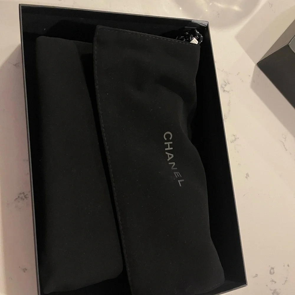Chanel timeless wallet on chain trendy